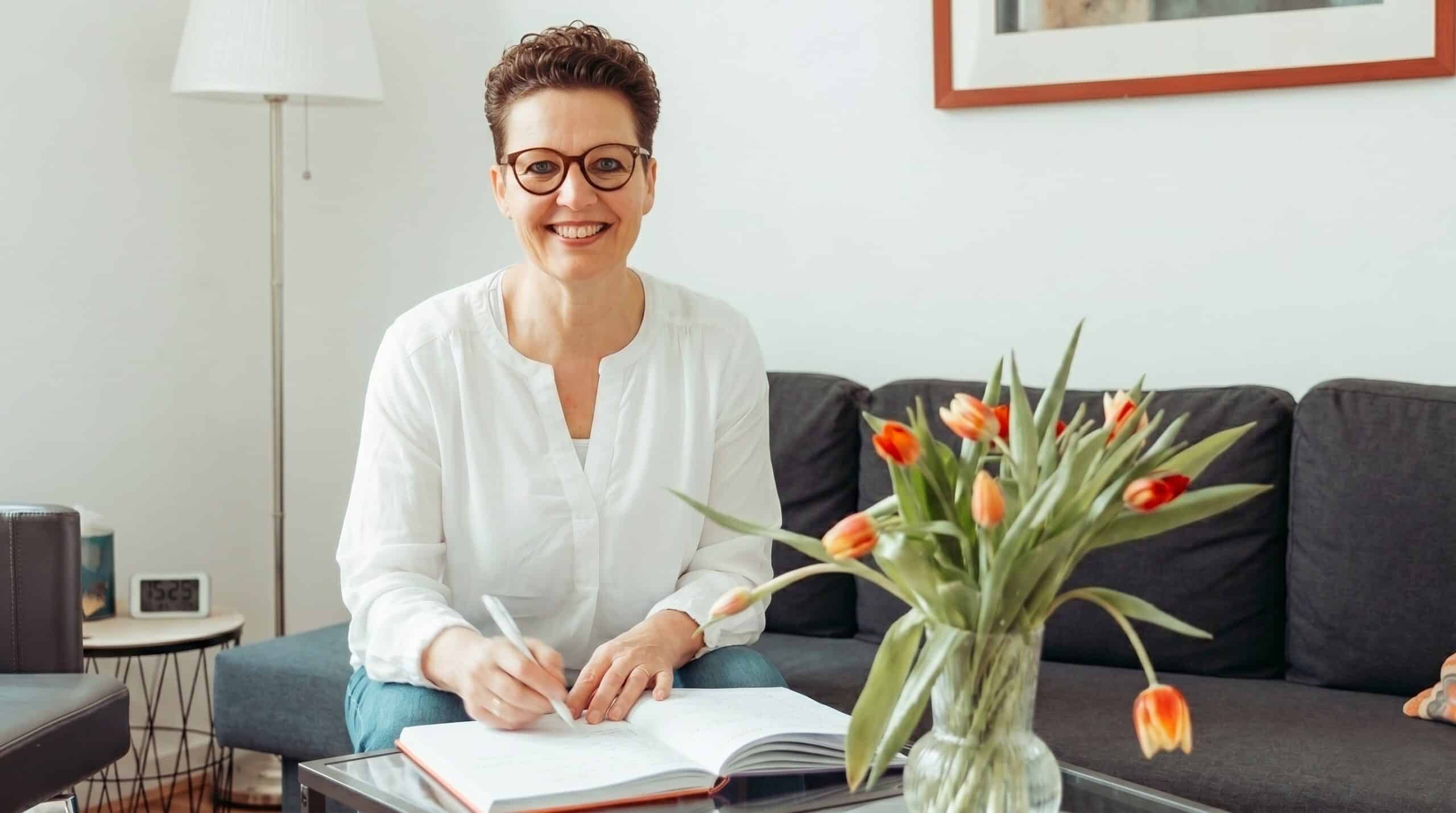 Silke Lemhöfer lächelnd – Portrait