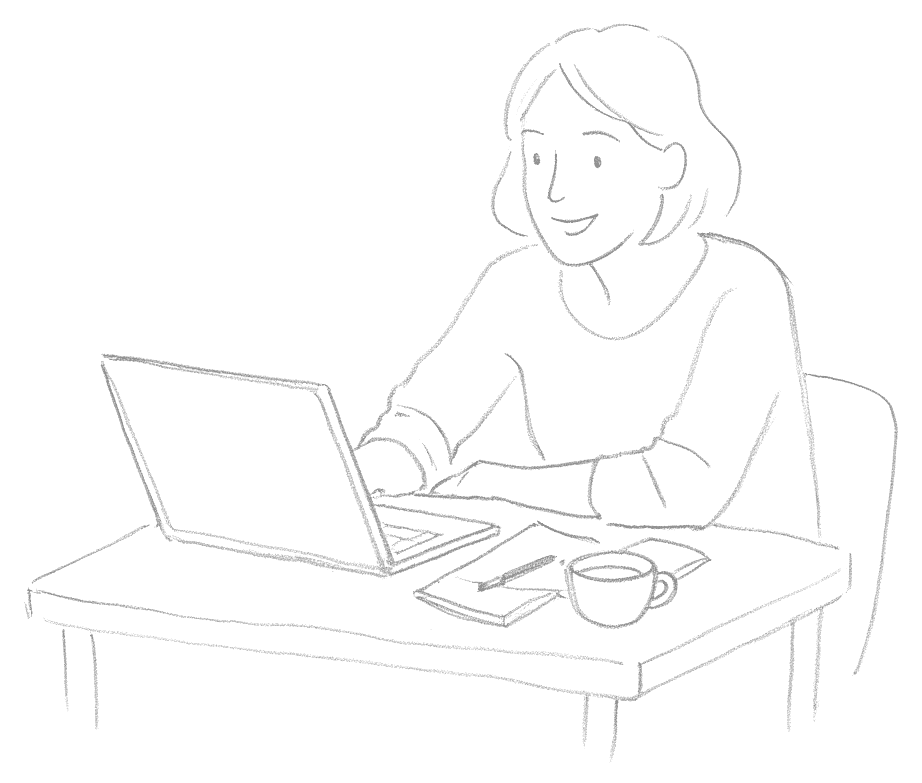 Gezeichnete Frau sitzt lächelnd am Tisch vor einem aufgeklappten Laptop, daneben ein Notizbuch und eine Tasse
