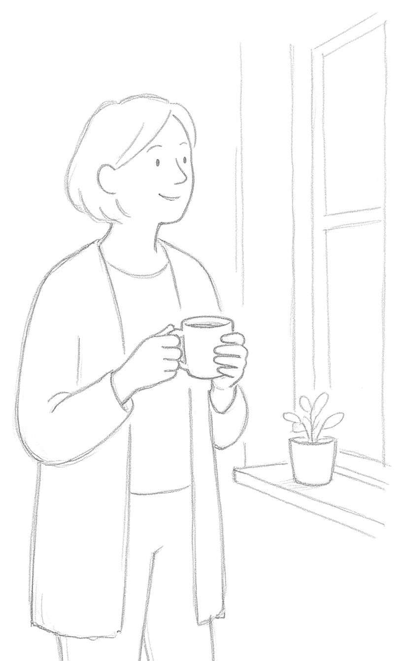 Skizze: Eine Frau steht mit einer Tasse Tee am Fenster und schaut lächelnd hinaus
